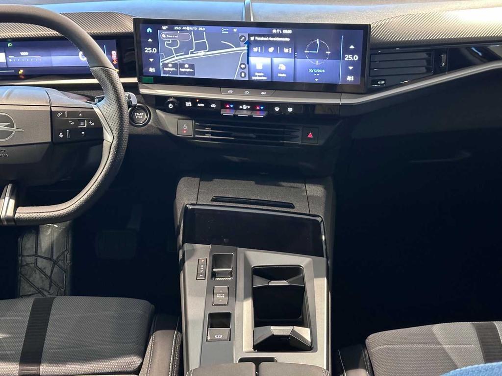 Opel Grandland Grandland 1.2 hybrid GS 136cv e-dcs6