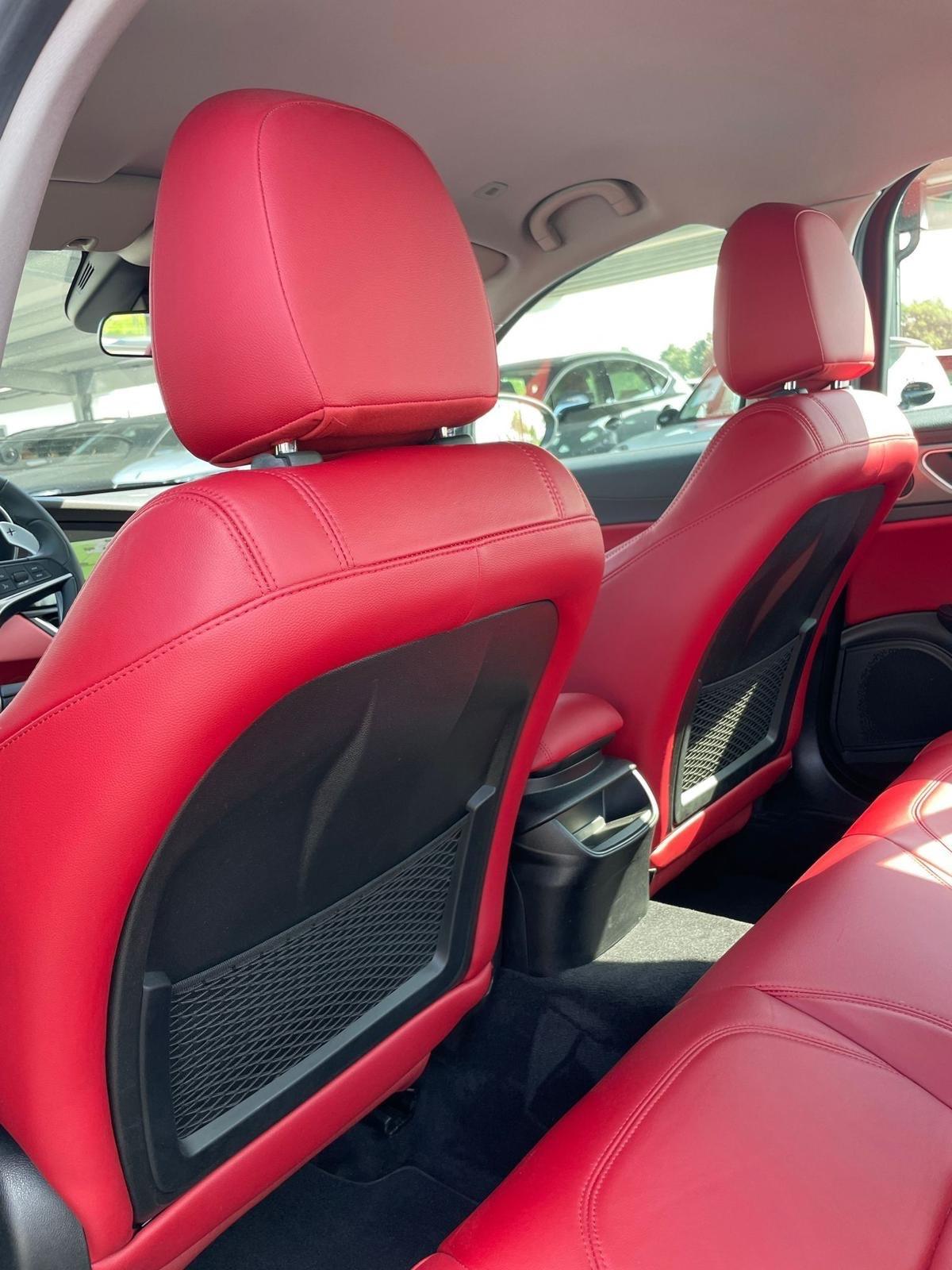 Alfa Romeo Giulia 2.2 Turbodiesel 210 CV AT8 AWD Q4 Veloce Ti