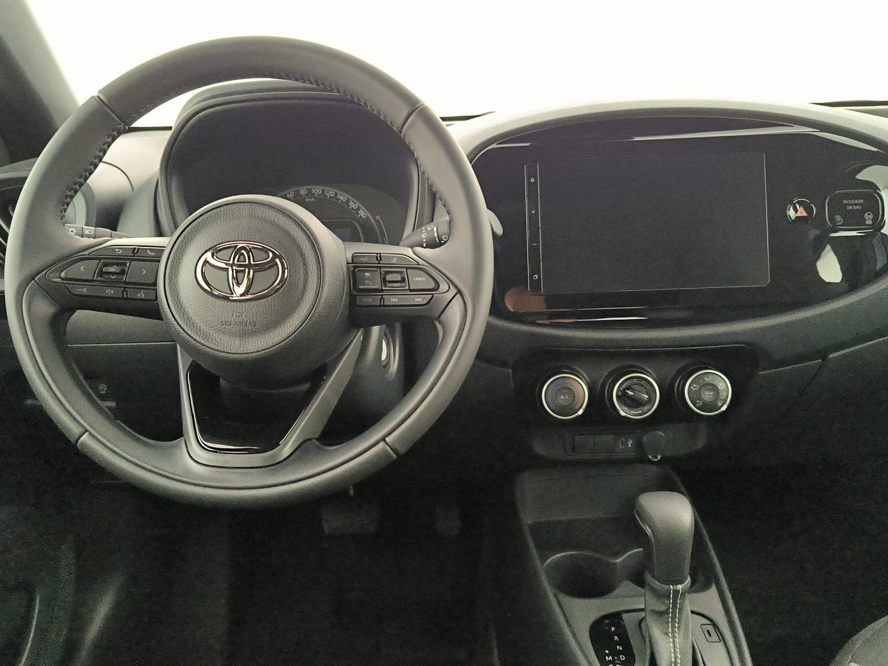 Toyota Aygo x 1.0 active 72cv s-cvt