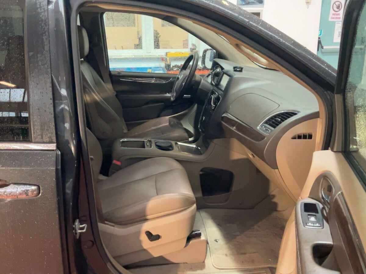 Lancia Voyager 2.8 Turbodiesel Gold 163 CV