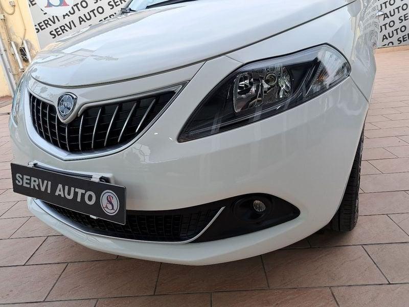 Lancia Ypsilon 1.0 FireFly 5 porte S&S Hybrid Gold