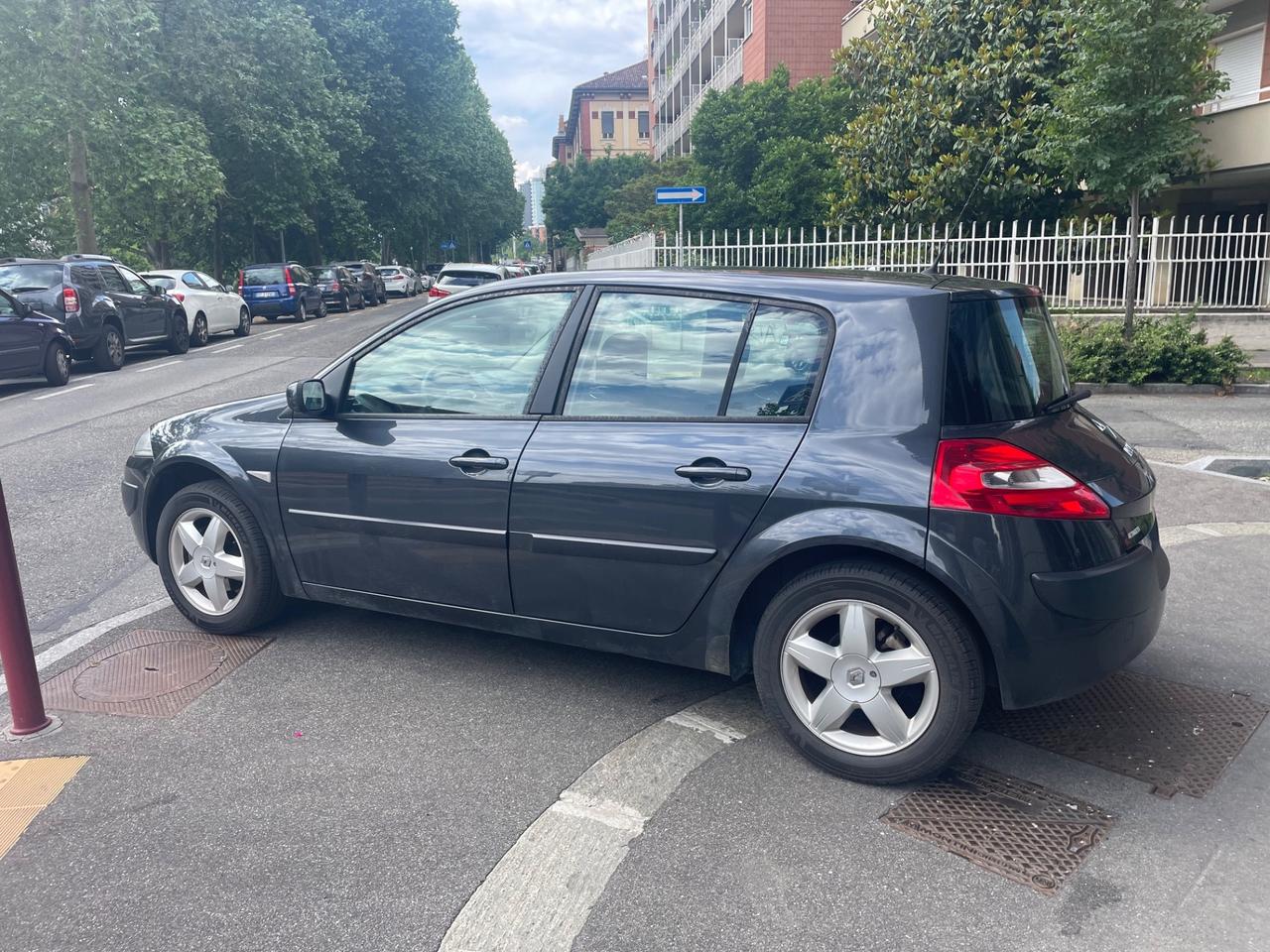 Renault Mégane 1.6 16V 5p/1PROP/GARANZIA 12 MESI