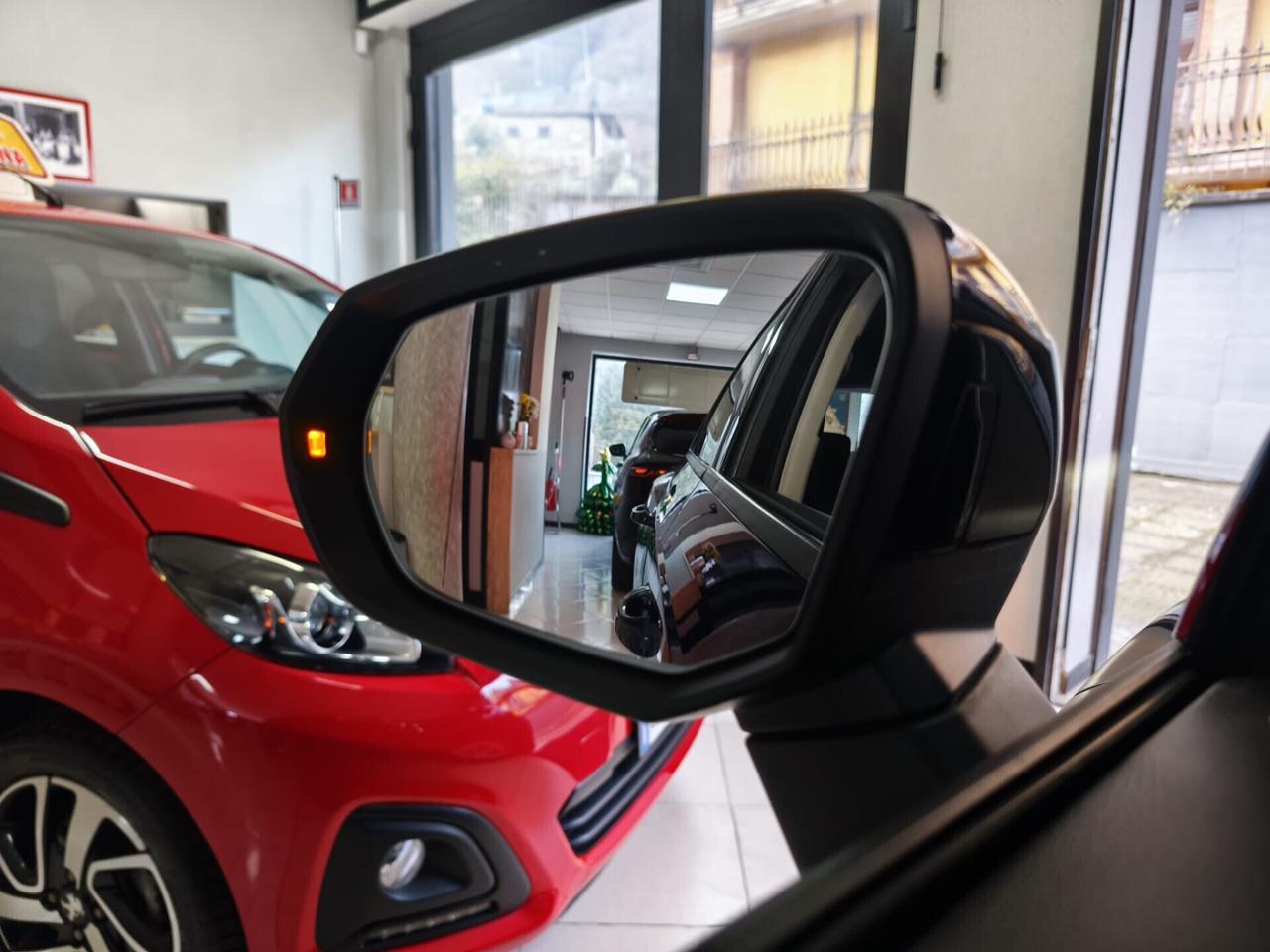 Audi Q3 35 TDI S tronic Business Advanced 64000km!!!