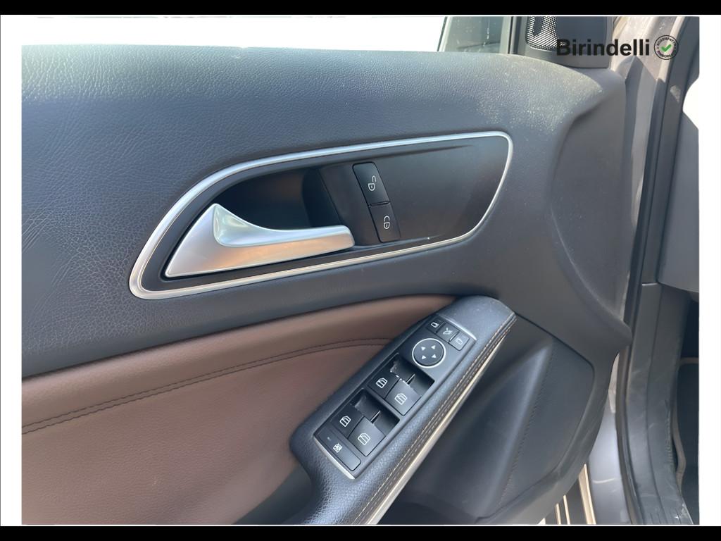 Mercedes-Benz Classe A (W176) - A 180 d Automatic Premium