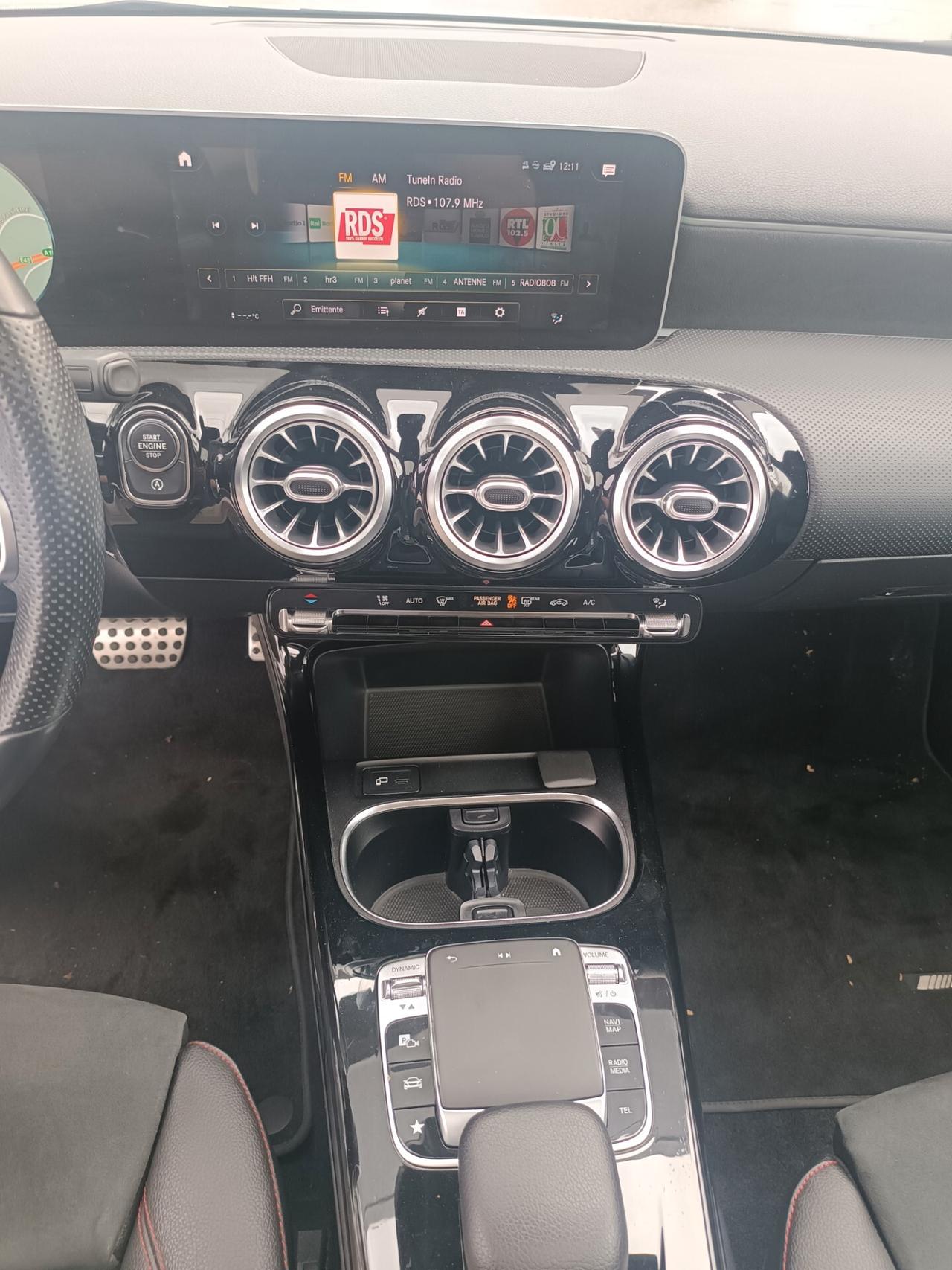 Mercedes-benz A 200 d Automatic Premium AMG