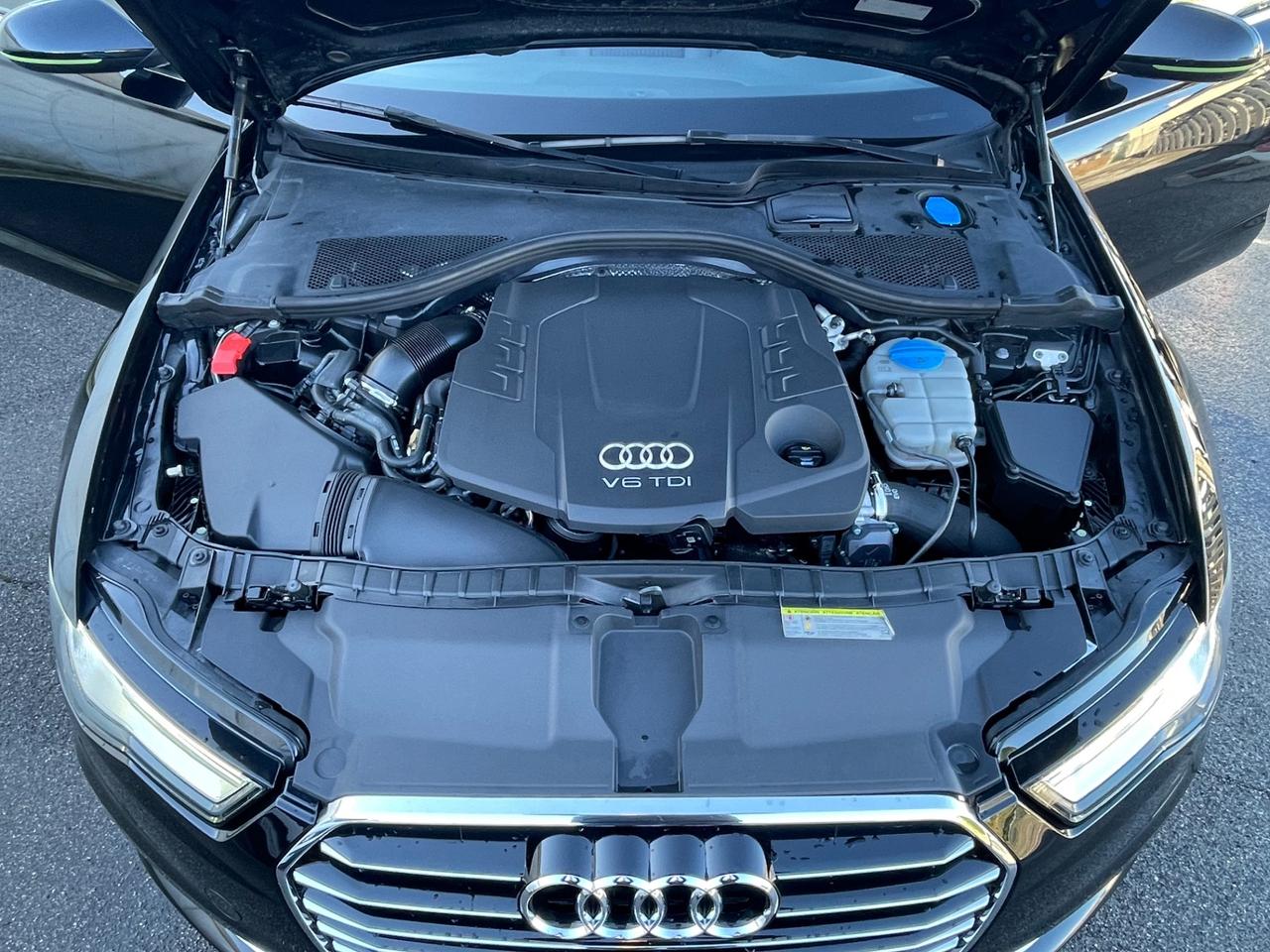 Audi A6 Avant 3.0 TDI quattro S tronic Business