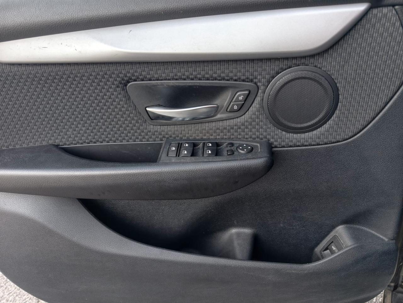 Bmw 216 218d Active Tourer Advantage