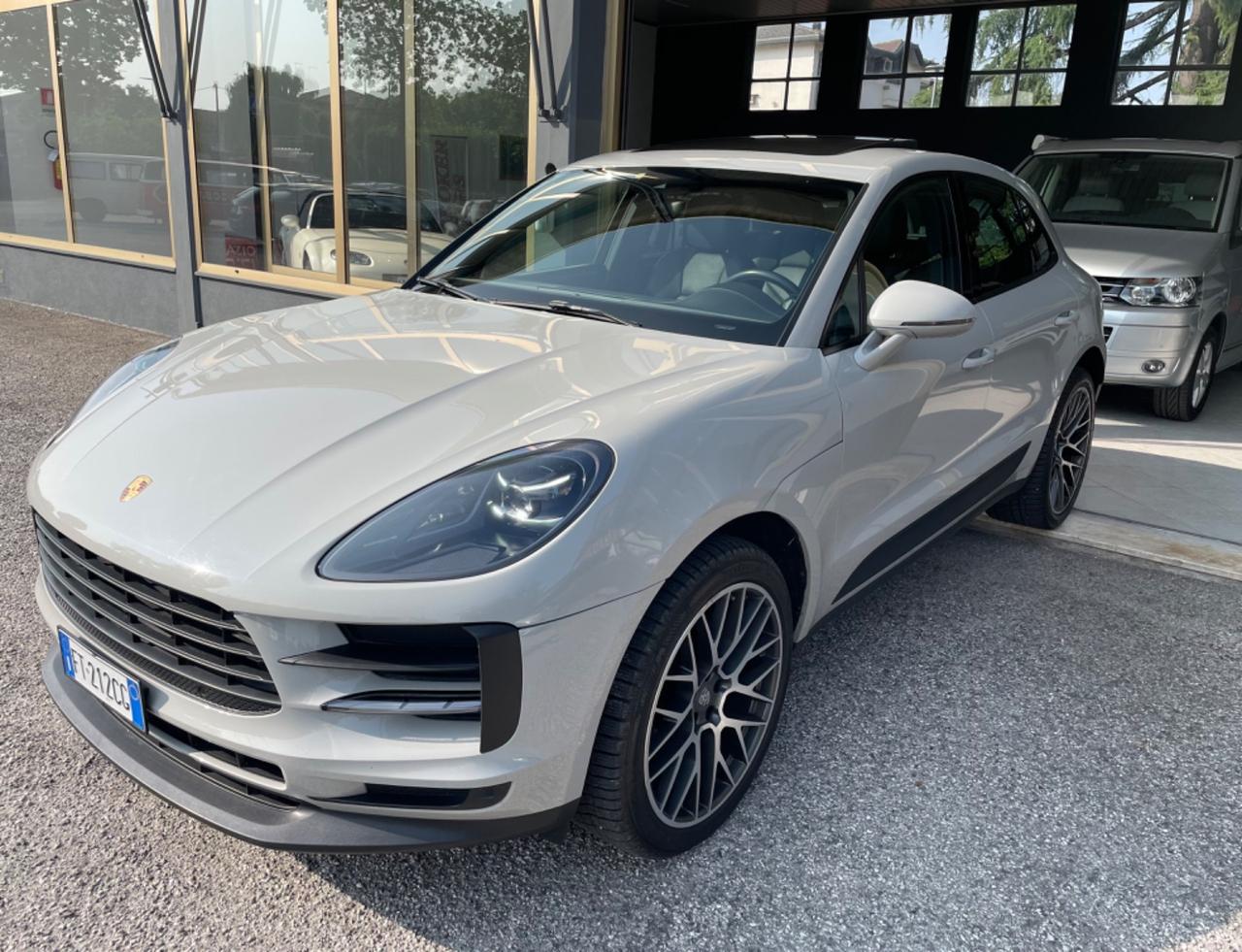 Porsche Macan 2.0 245 cv PDK