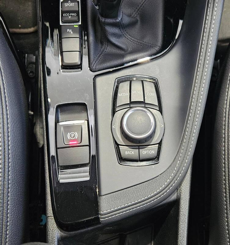 BMW X1 Sdrive18d xLine auto