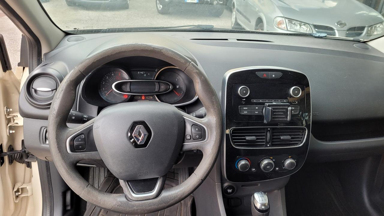 Renault Clio 1.5 EURO 6B..UNICO PROPRIETARIO..