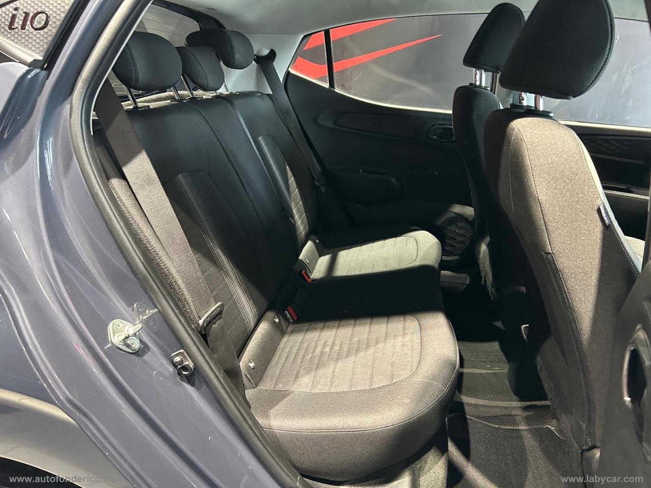 HYUNDAI i10 1.0 MPI AT Tech