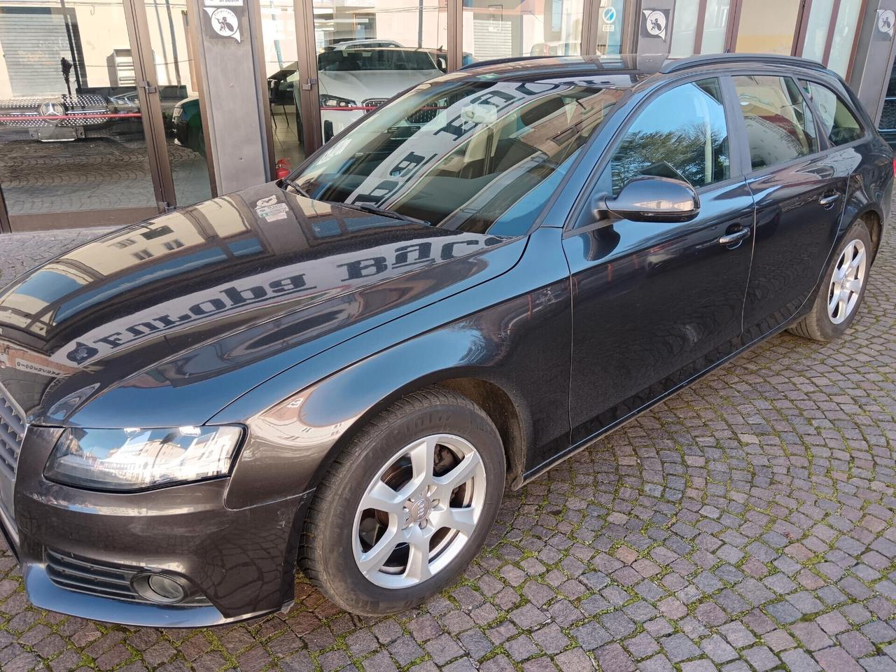 Audi A4 Avant 2.0 TDI 143CV F.AP. mult. Ambiente