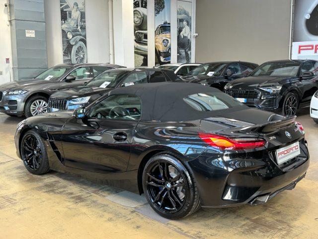 BMW Z4 M 40i - 19" - HarmaK - Head Up - Camera - Carplay