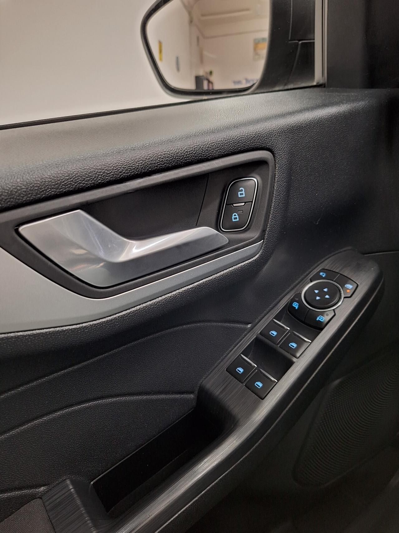 Ford Kuga Connect 1.5 EcoBlue 120cv 2WD