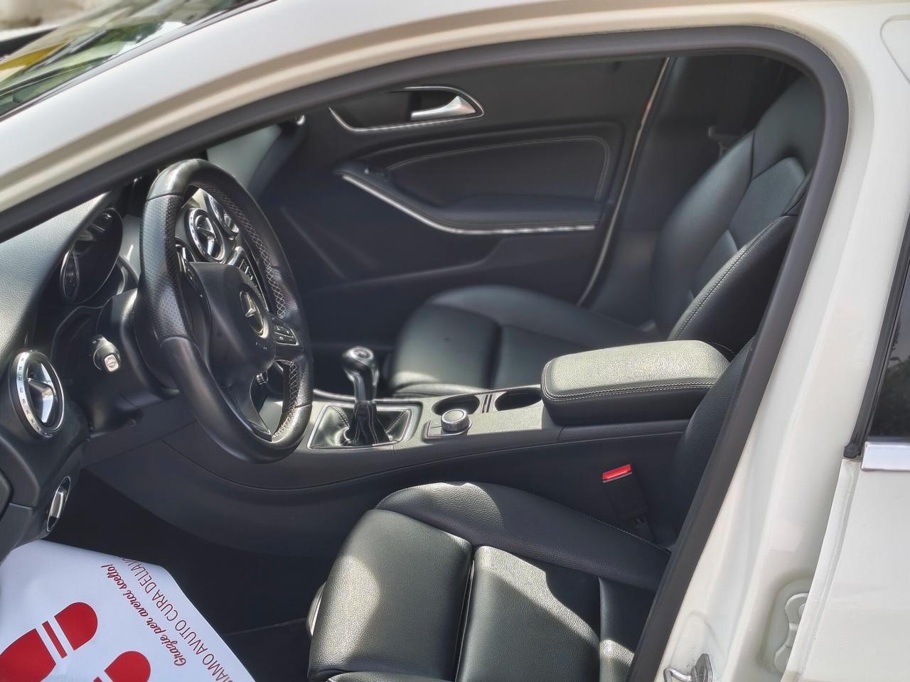 Mercedes-benz GLA 180 d Sport TETTO APRIBILE