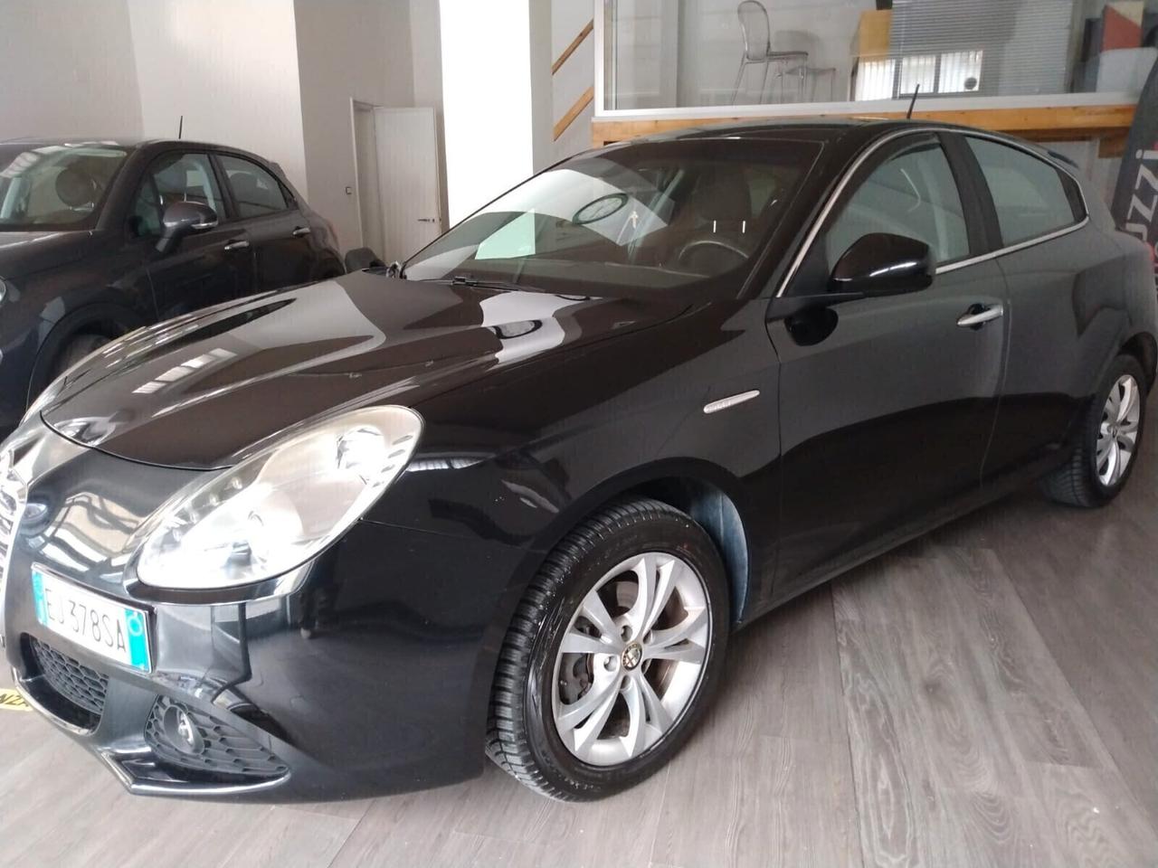 Alfa Romeo Giulietta 1.6 JTDm-2 105 CV Distinctive