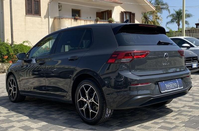 Volkswagen Golf 8 Life 2.0 TDI 116 CV