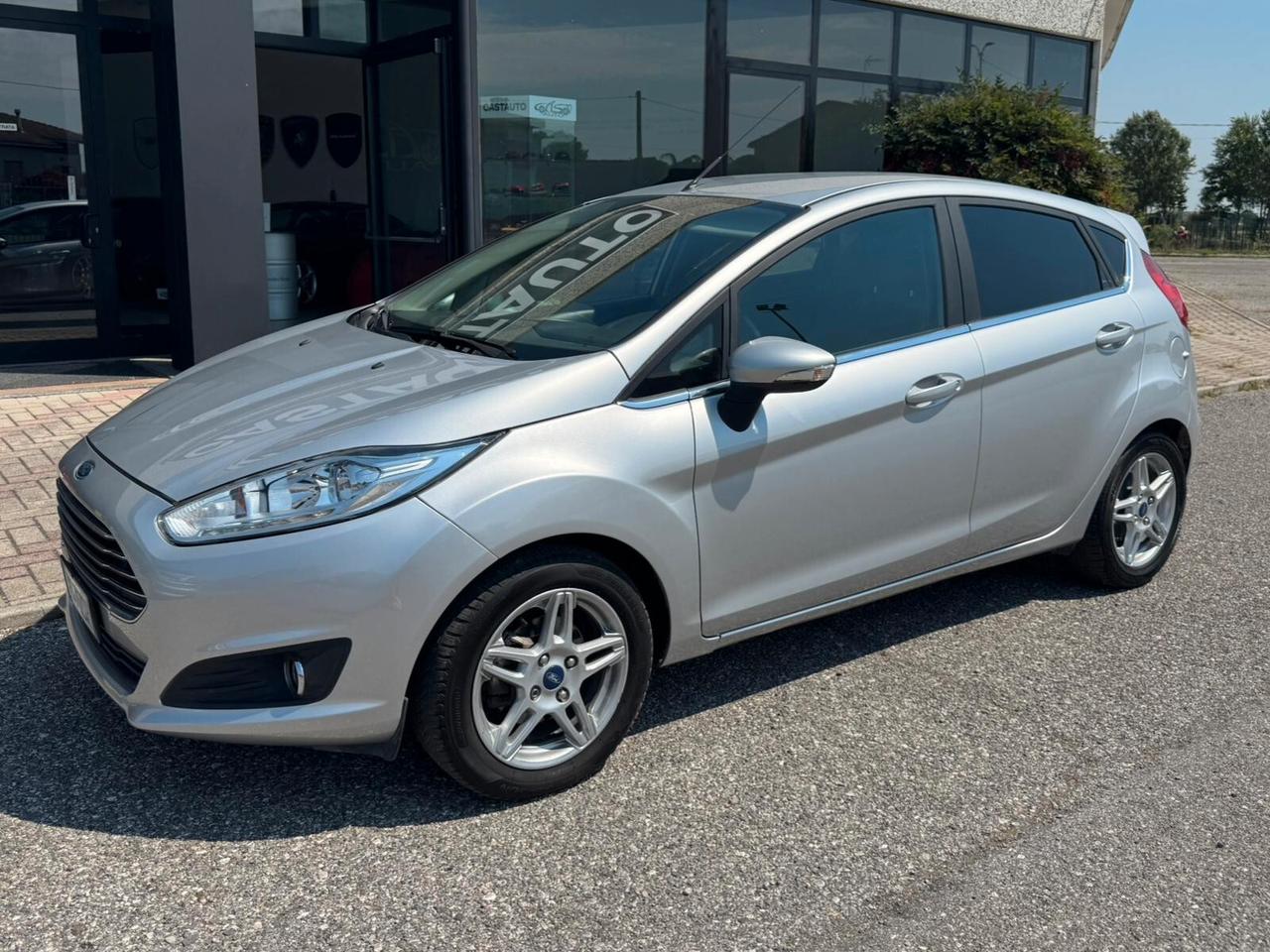 Ford Fiesta 1.5 TDCi 75CV 5 porte Business