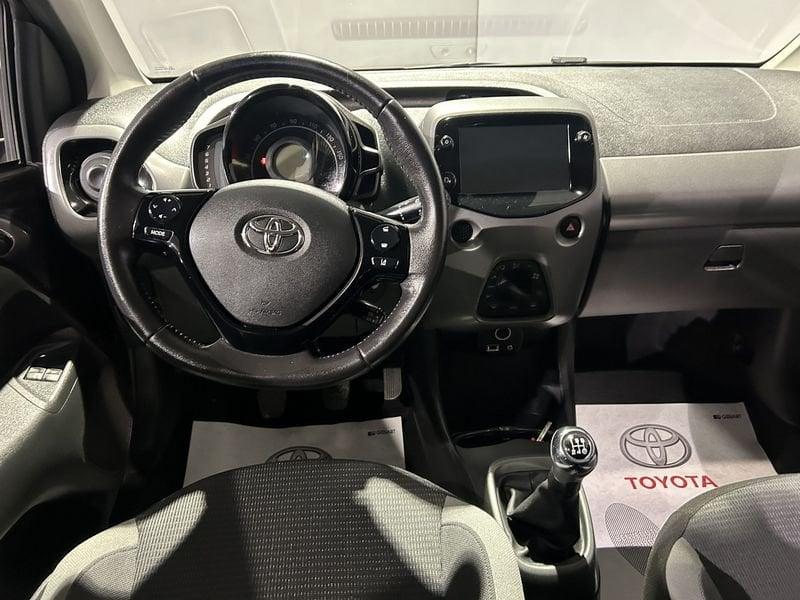 Toyota Aygo Connect 1.0 VVT-i 72 CV 5 porte x-fun X NEOPATENTATI