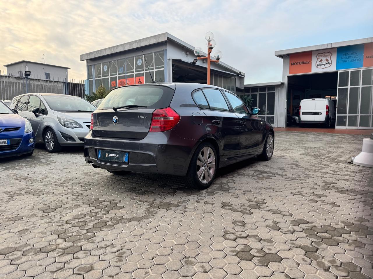 Bmw 116 ADATTA A NEOPATENTATI 116i 116cv cat 5 porte