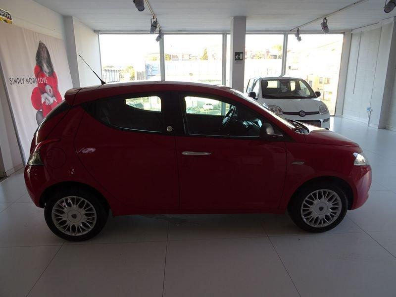 Lancia Ypsilon 1.2 69 CV 5 porte GPL Ecochic Silver