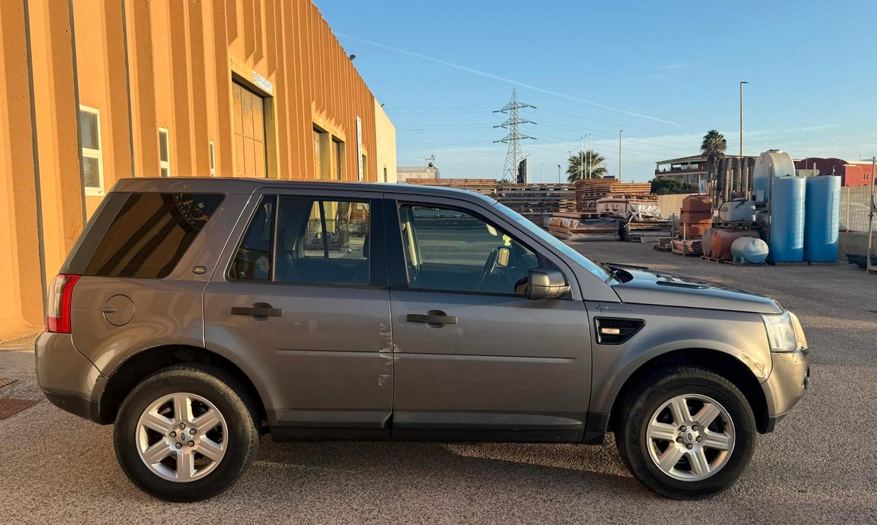 Land Rover Freelander 2.2 TD4 - 2010