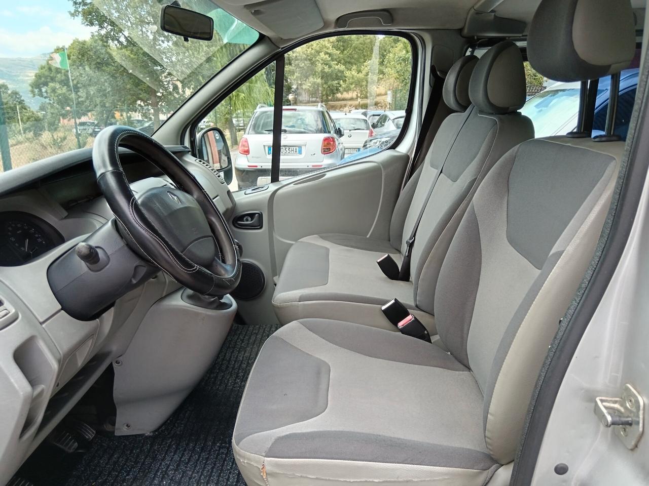 Renault Trafic 2.0 DCI 115CV 6 POSTI COMBI