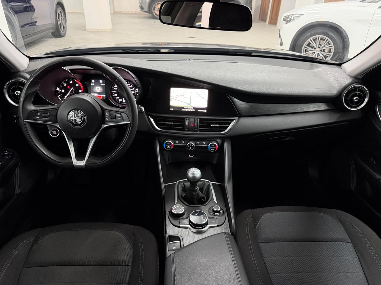 Alfa Romeo Giulia 2.2 TD 150 CV BUSINESS NAVI DISTRIBUZIONE ESEGUITA