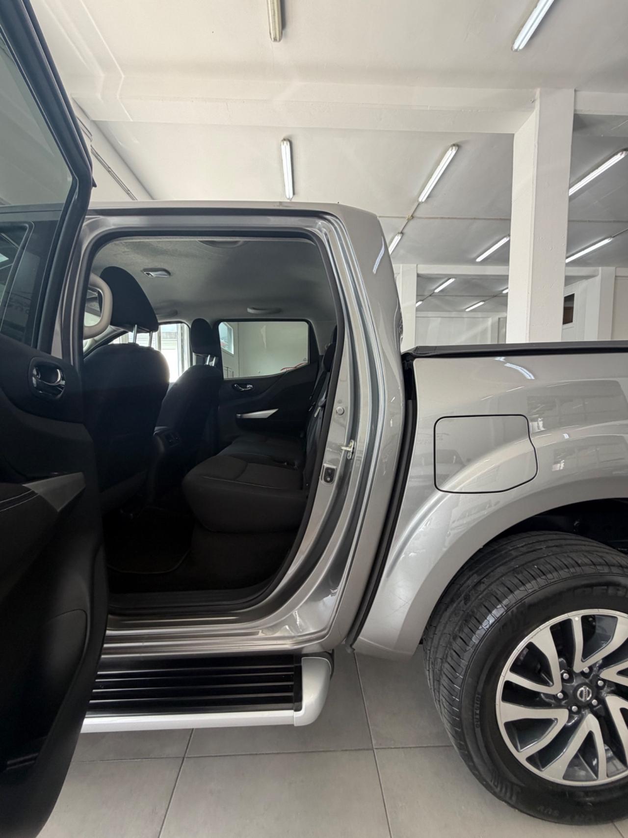 Nissan Navara 2.3 dCi 4WD N-Connecta FINANZIABILE