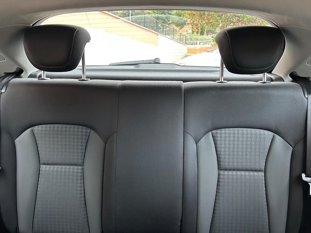 Audi A1 1.6 TDI 105 CV Sline