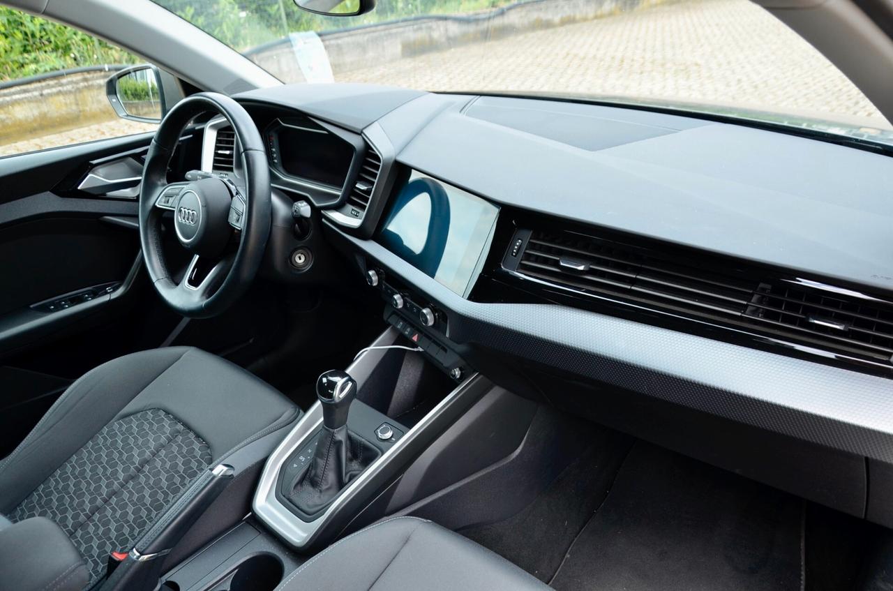 AUDI A1 SPB 30 1.0 TFSI S LINE IDENTITY BLACK 110cv S-TRONIC, GARANZIA AUDI, EURO 6D, UFF ITALIANA, SERVICE AUDI, FULL LED, APPLE ANDROID, PERMUTE