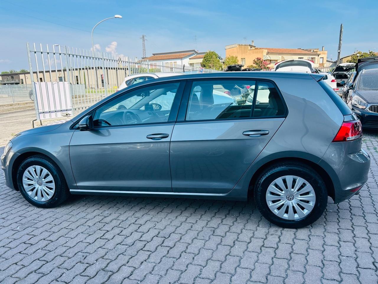 Volkswagen Golf 1.6 TDI 5p. Highline BlueMotion Technology