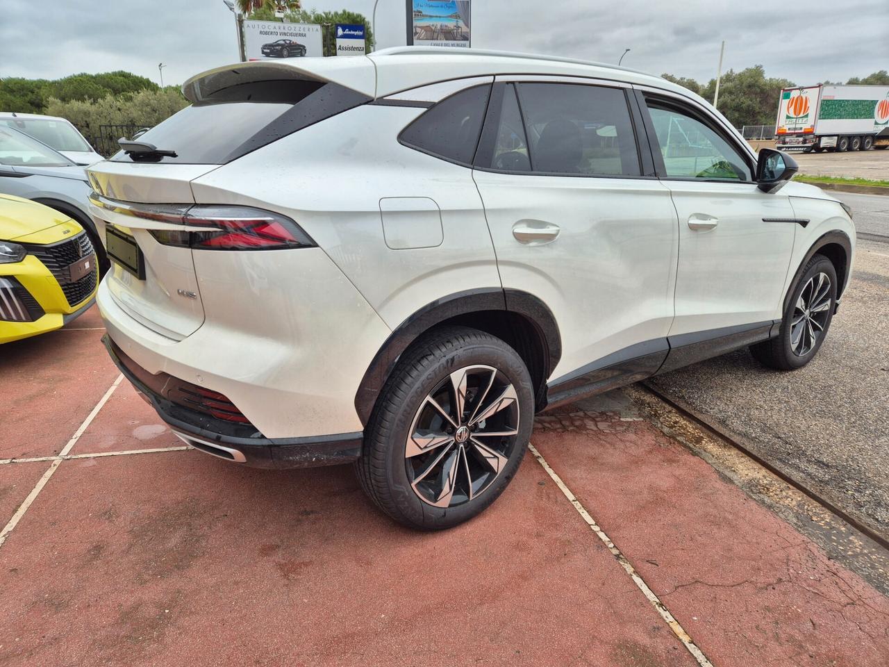 HS 1.5 Luxury 224CV FULL HYBRID