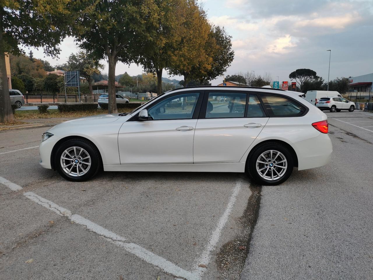Bmw 318d Touring KM CERTIFICATI FINANZIABILE