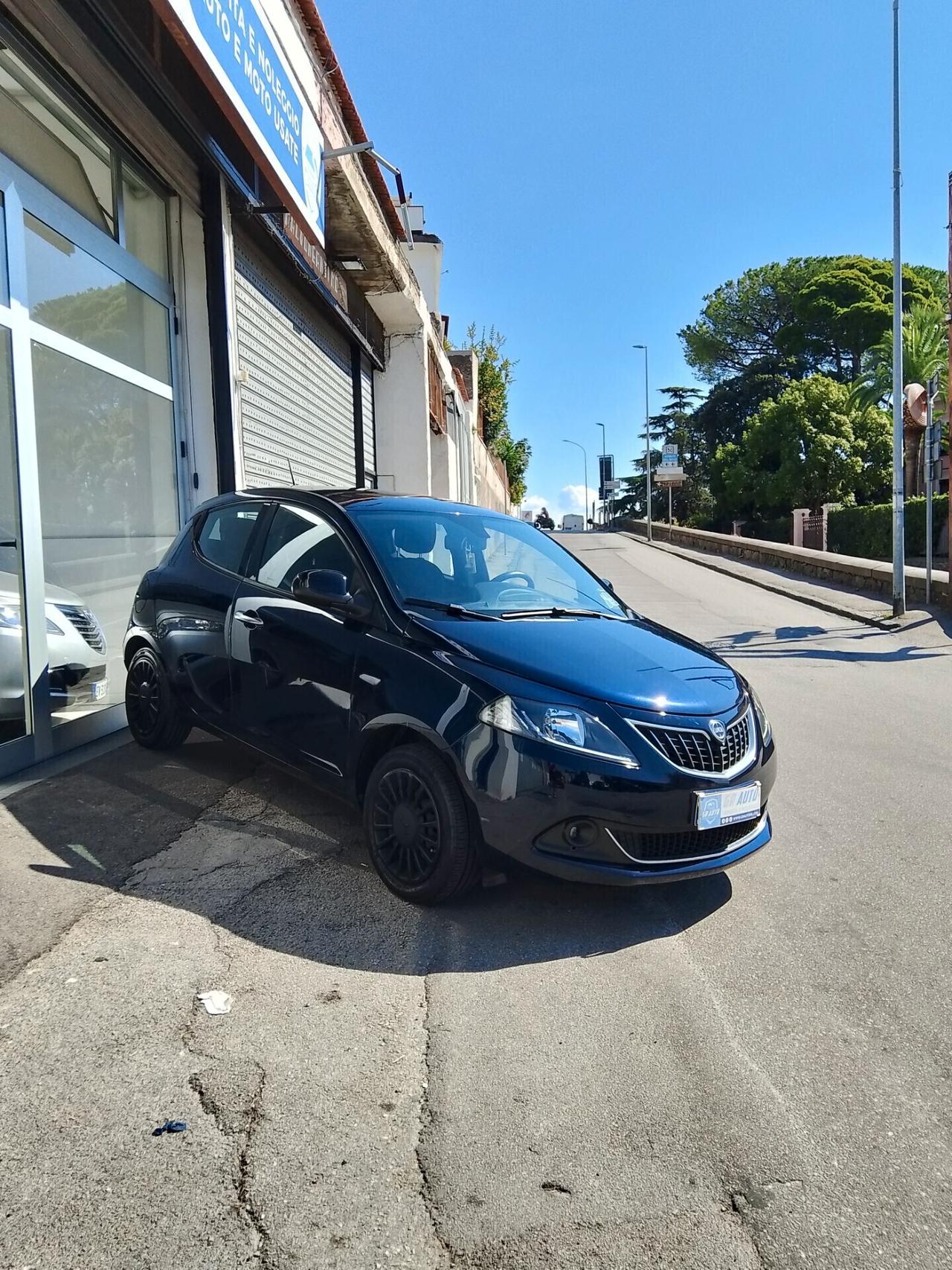 Lancia Ypsilon 1.2 69 CV 5 porte GPL Ecochic Gold