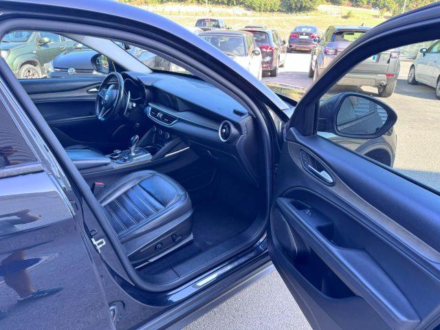ALFA ROMEO Stelvio 2.0 Turbo 280 CV AT8 Q4 Super Full Black 4x4
