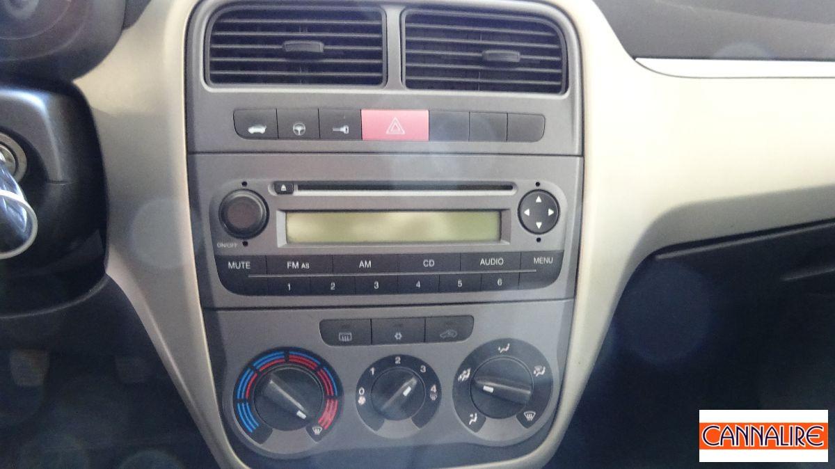 FIAT - Grande Punto - 1.3 MJT 75 CV 5p. Dynamic