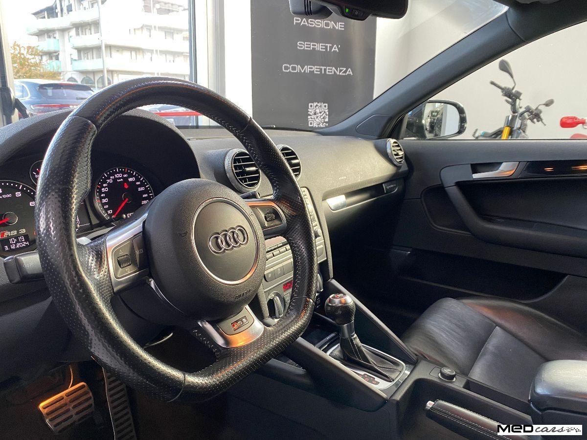 AUDI - RS3 - 2.5 TFSI quattro S tronic