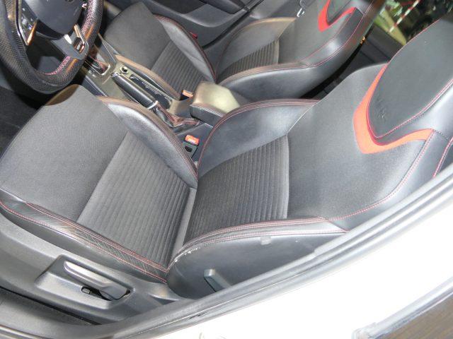 SKODA Octavia 2.0 TDI DSG Wagon RS