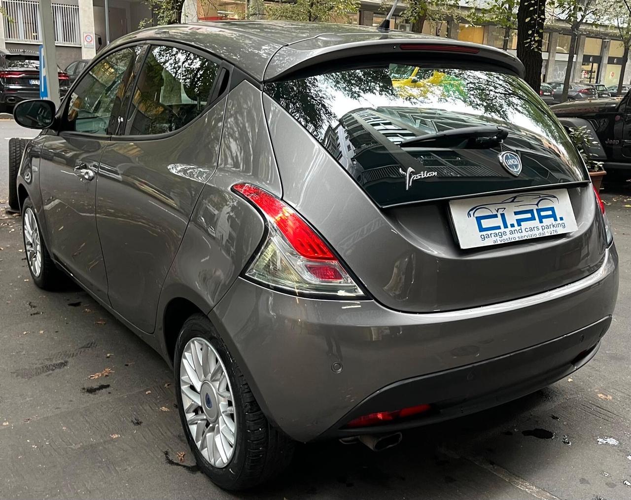 Lancia Ypsilon 1.2 69 CV 5 porte GPL Ecochic Gold