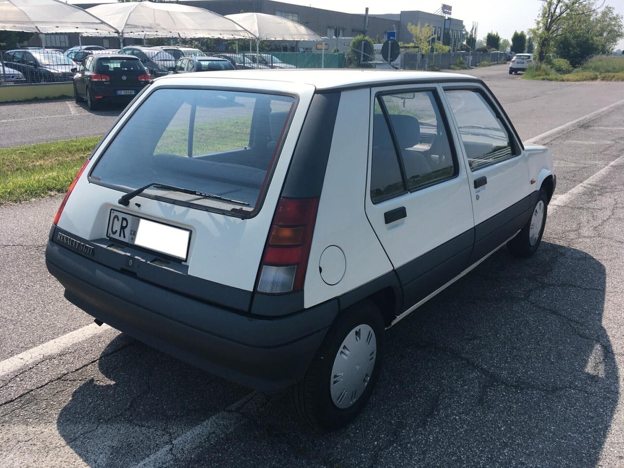 Renault R 5 GTL, ESENTE BOLLO, ASSICURAZIONE E PASSAGGIO RIDOTTI