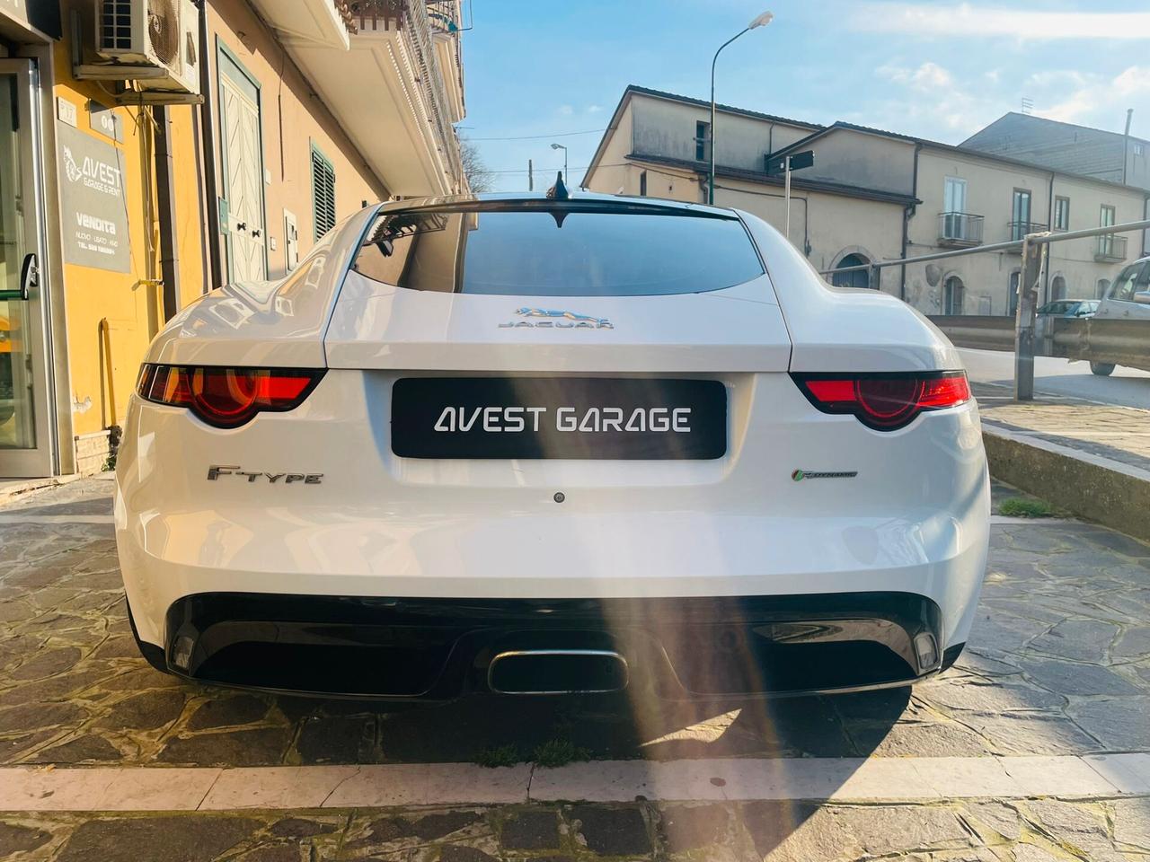 Jaguar F-Type 2.0 aut. Coupé R-Dynamic