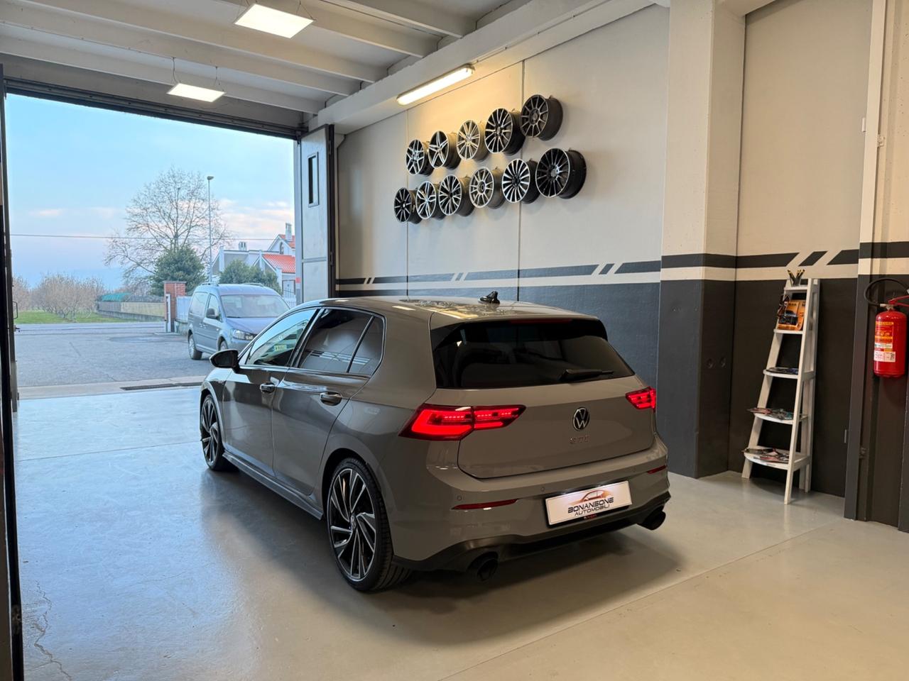 Volkswagen Golf GTI 2.0 245cv DSG