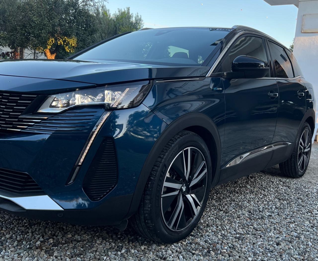 Peugeot 3008 GT 1.6 Hybrid Benzina 181 cv