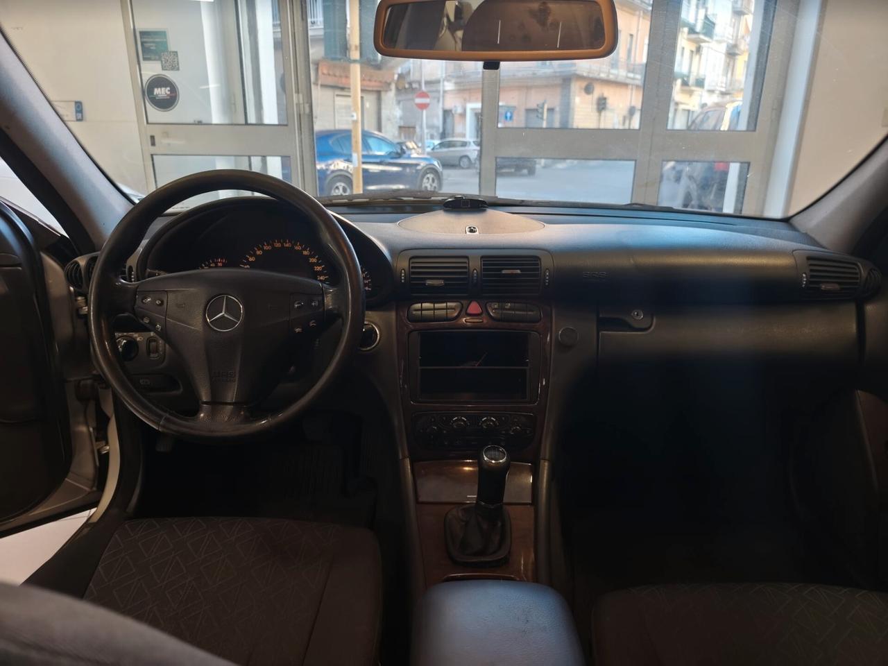 Mercedes-benz C 270 220 CDI Avantg.