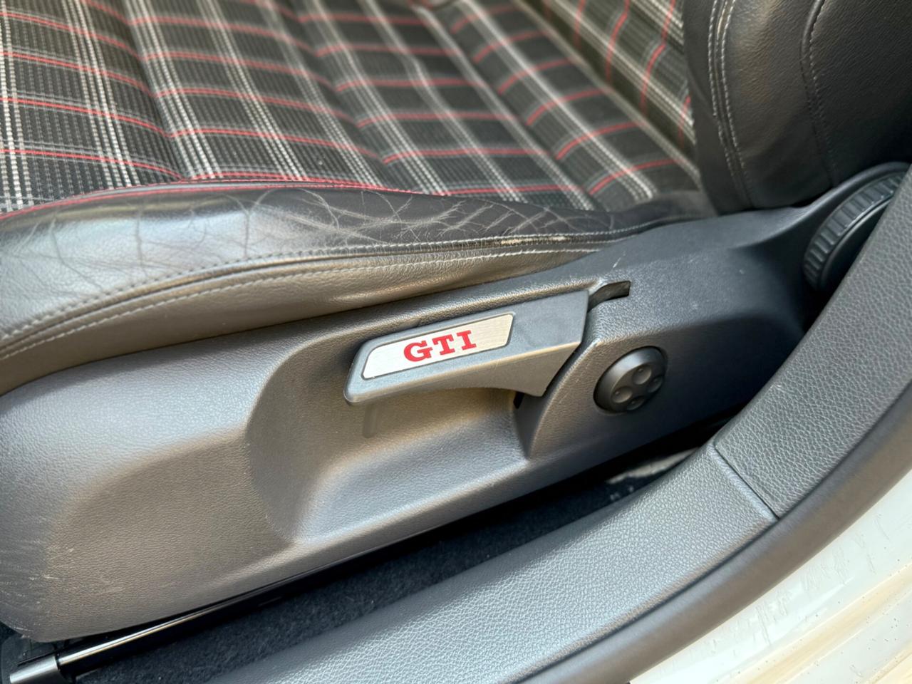Volkswagen Golf GTI 2.0TFSI DSG GTI Edition 30 STAGE2 390cv