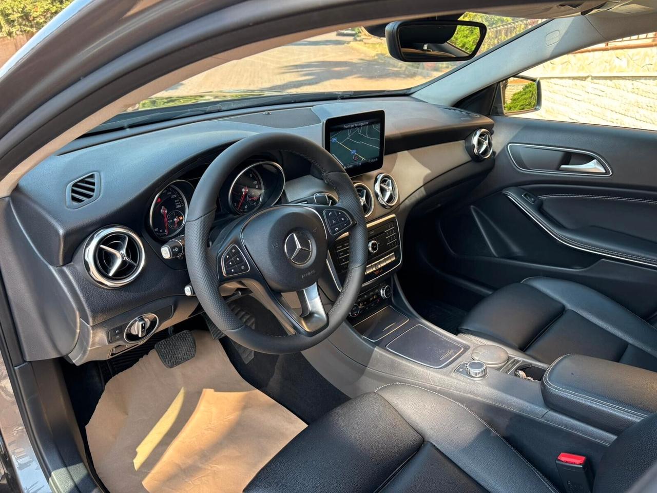 Mercedes-benz GLA 200 GLA 200 d Automatic Sport