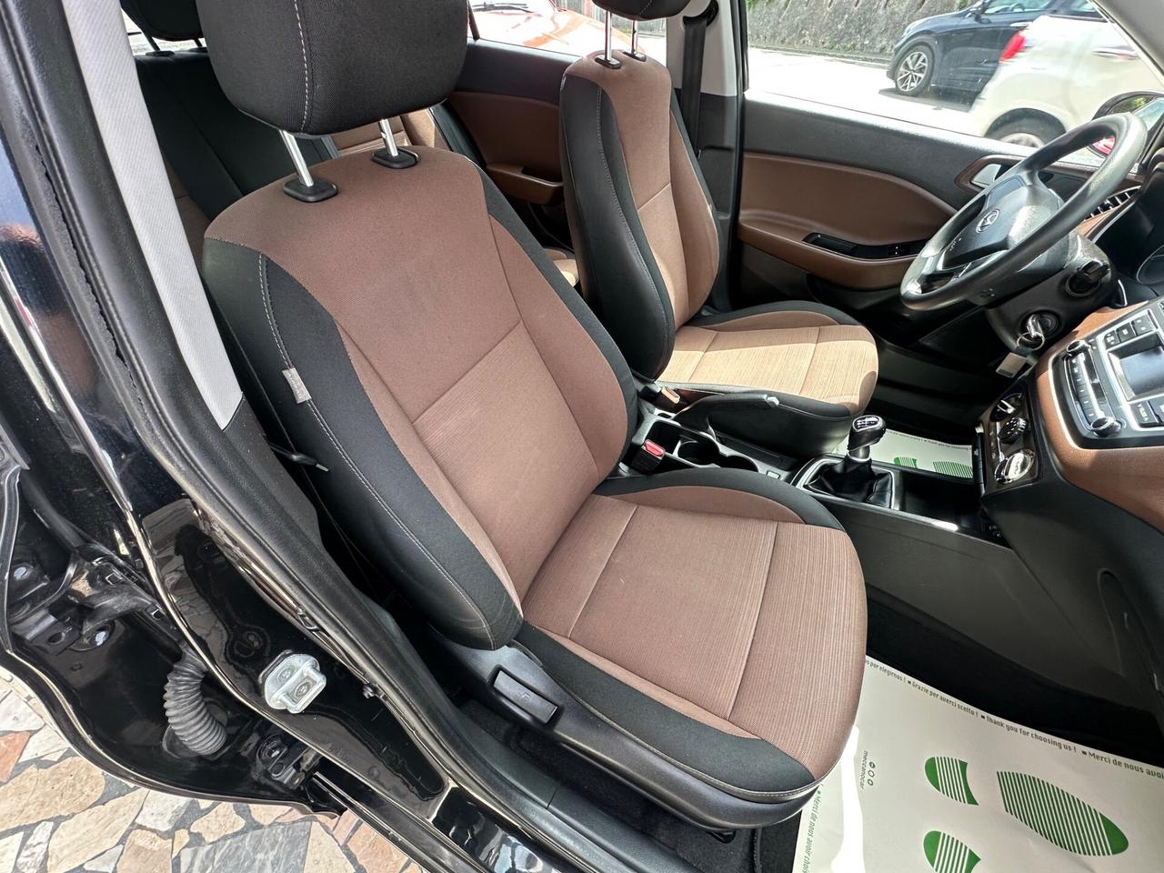 Hyundai i20 1.1 CRDi 12V 5 porte Comfort
