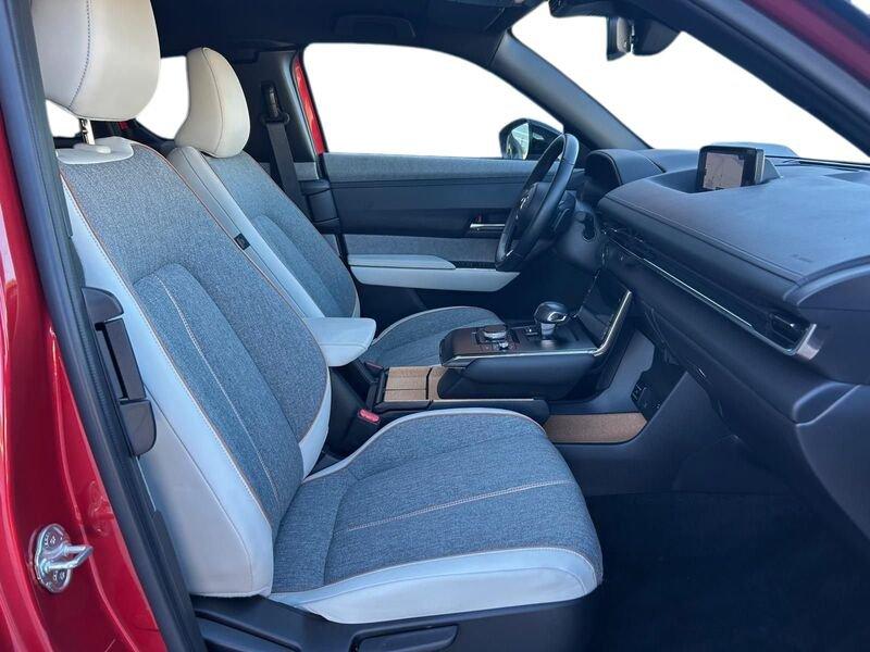 Mazda MX-30 e-Skyactiv 170 CV Pug-In R EV Makoto