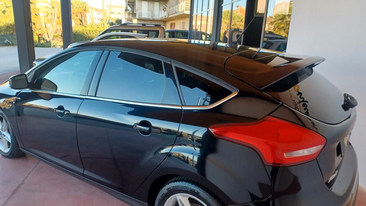 Ford Focus 1.5 TDCI 120 CV TITANIUM